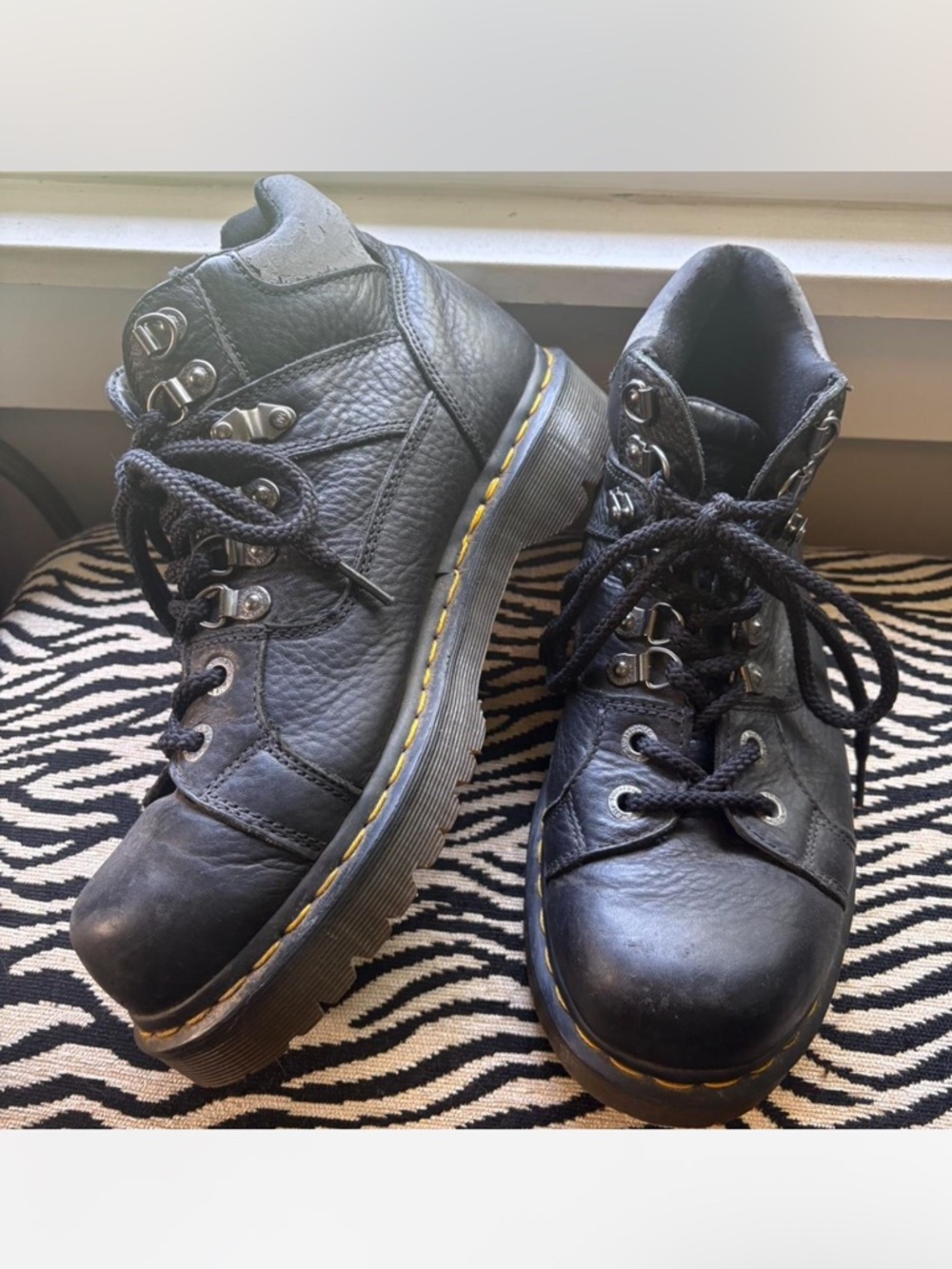 Dr Marten Boots
